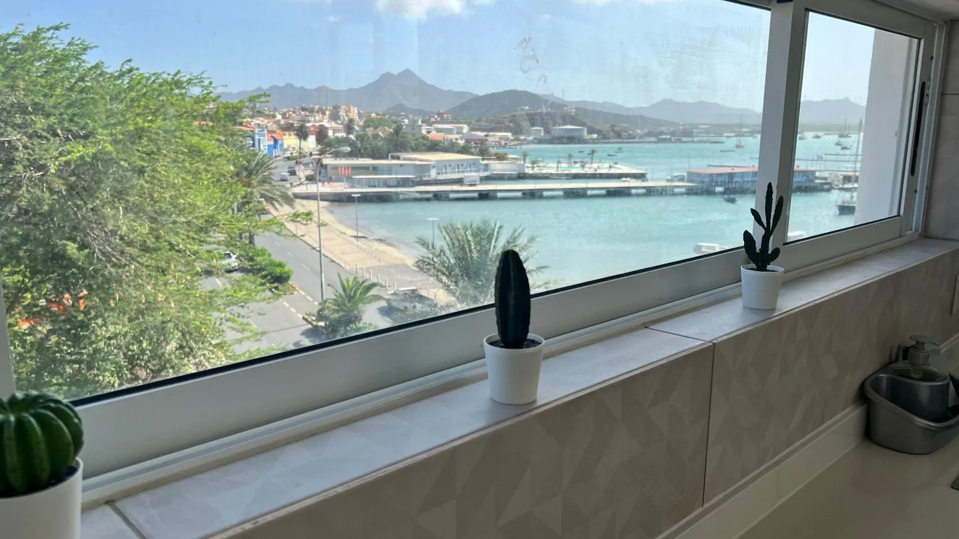 Apartamentos Baia Marginal 1 Mindelo 0*,  Cape Verde